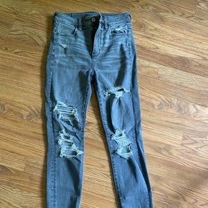 American Eagle Distressed Jeans
